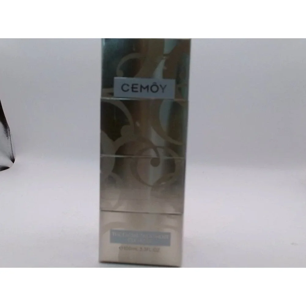 Cemoy -  Lumen The Facial Treatment Cleanser, 3 Fl Oz, BRAND NEW IN BOX, SEALED